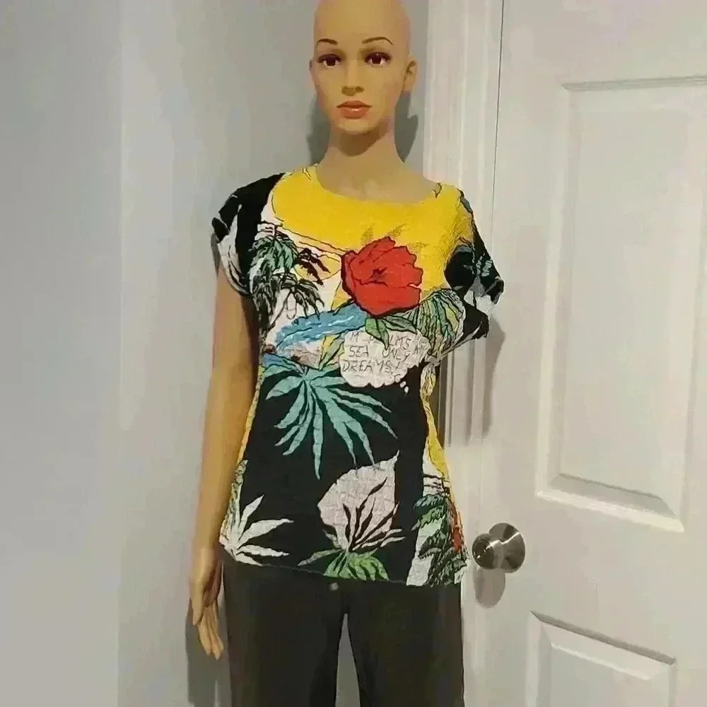 Bright top  - Picture 2 of 6